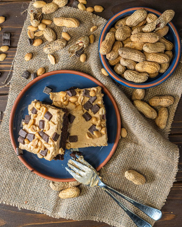 Erdnuss-Frischkäse-Brownies – RUF Lebensmittel