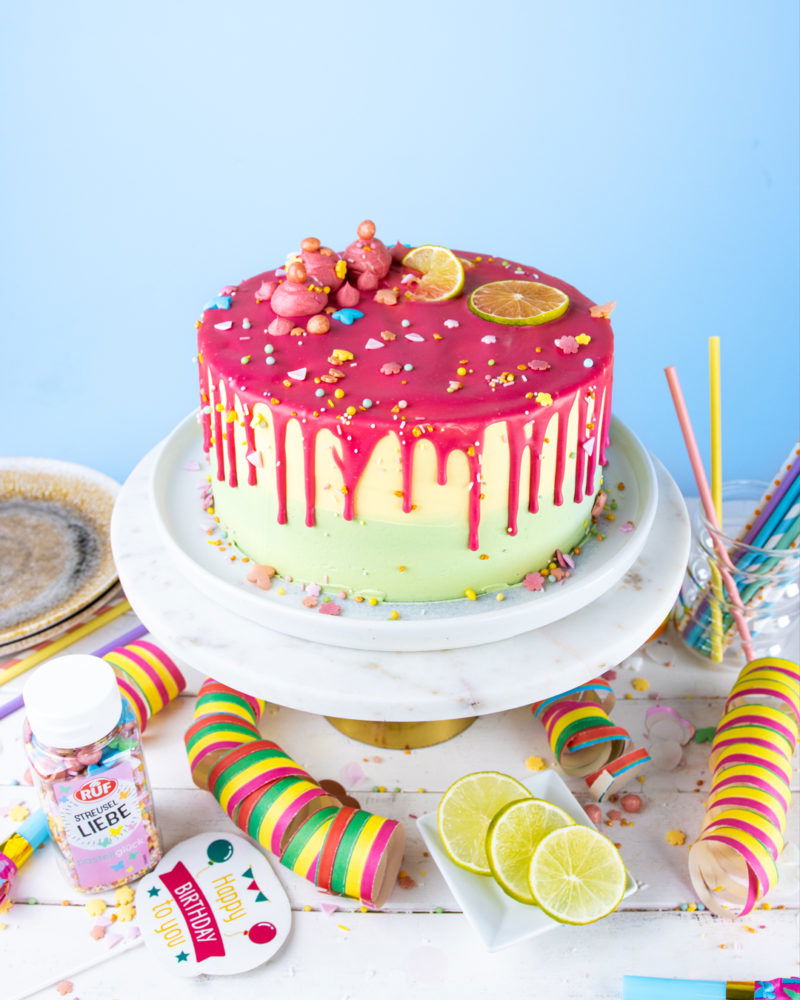 Sommer Drip Cake Torte