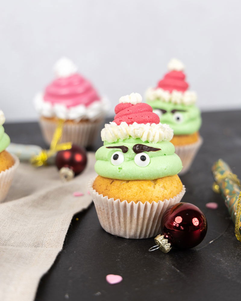 Grinch Muffins 04